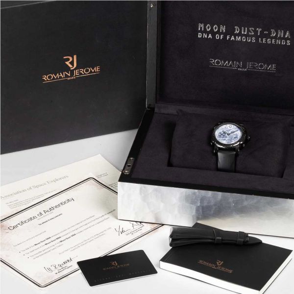 Romain Jerome Moon Dust DNA 46 mm