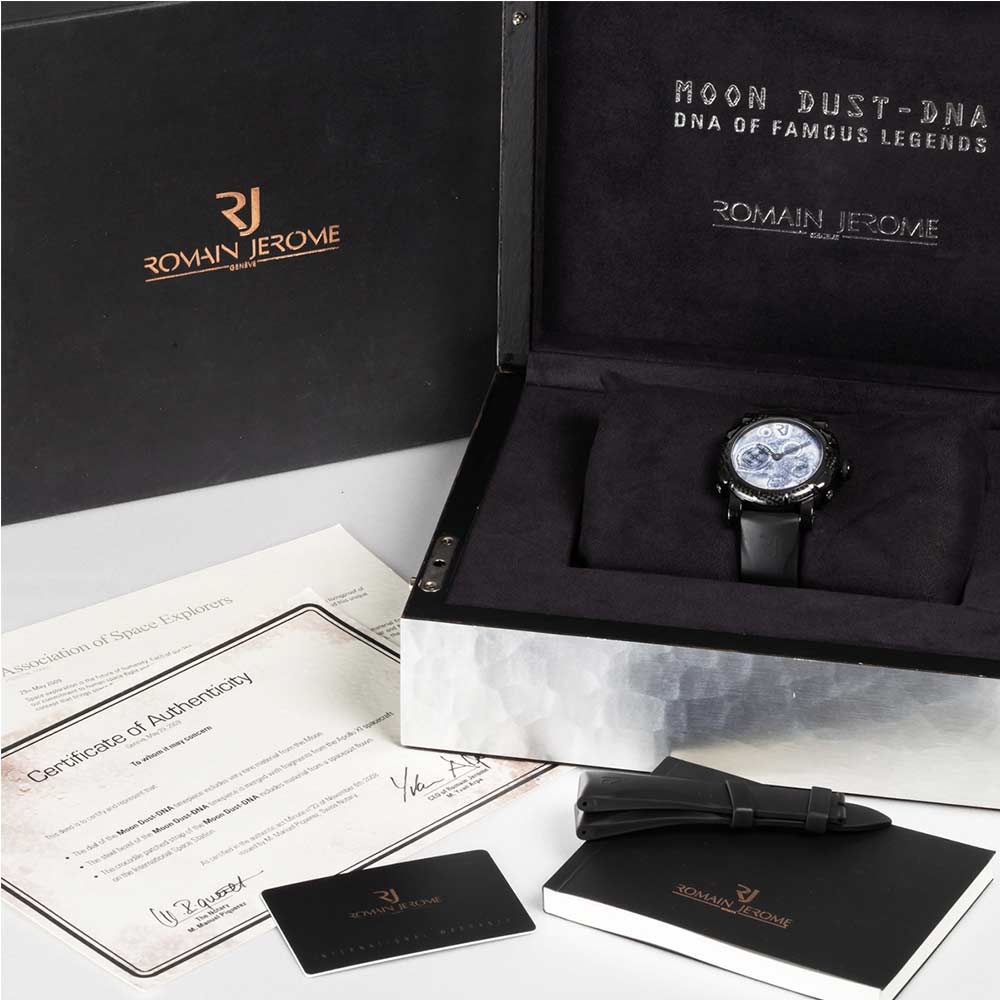 Romain Jerome Moon Dust DNA 46 mm