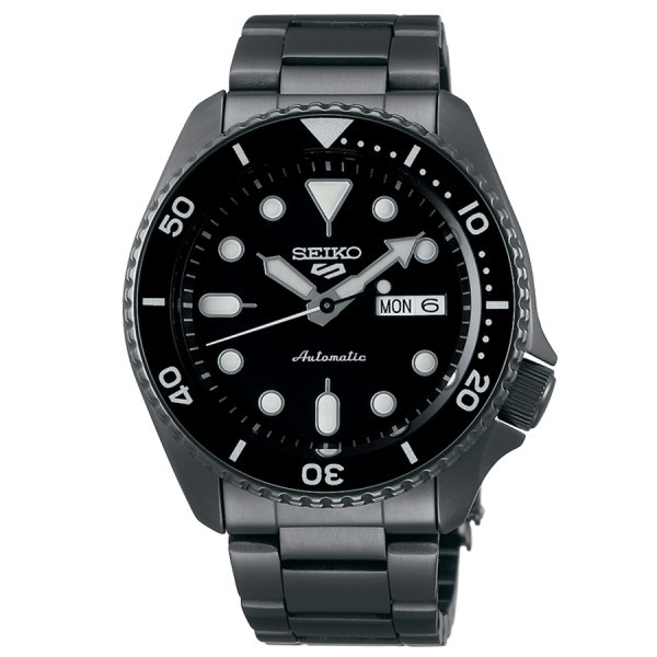 Montre Seiko 5 Sports automatique cadran noir bracelet acier revêtement titane 42,5 mm