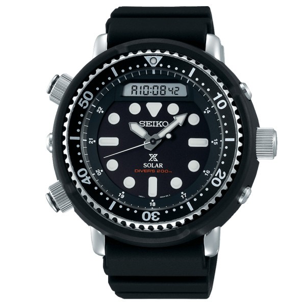 Montre Seiko Prospex Diver's quartz solaire cadran noir bracelet silicone noir 47,8 mm