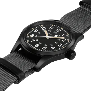Montre Hamilton Khaki Field Mechanical full black cadran noir bracelet NATO noir 38 mm