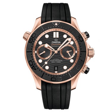 Montre Omega Seamaster Diver 300m Co-Axial Master Chronometer Chronograph or Sedna cadran noir bracelet caoutchouc noir 44 mm