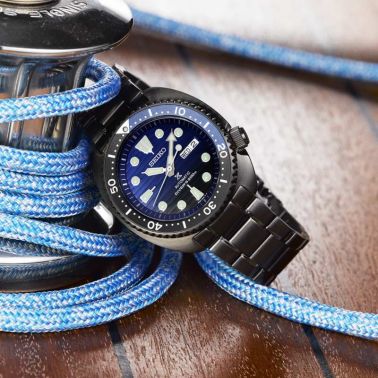 Montre Seiko Prospex Edition spéciale Save The Ocean automatique cadran bleu bracelet acier noir 45 mm 