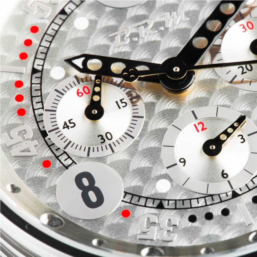 Montre BRM V12 automatique inox cadran bouchonné aiguilles noires 44 mm