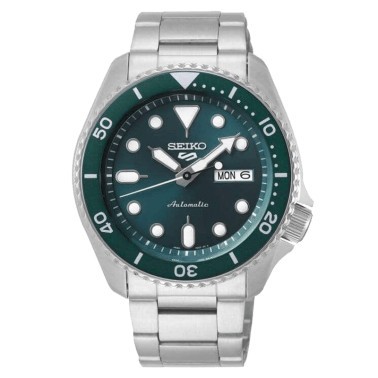 Montre Seiko 5 Sports automatique cadran vert trois aiguilles bracelet acier 42,5 mm