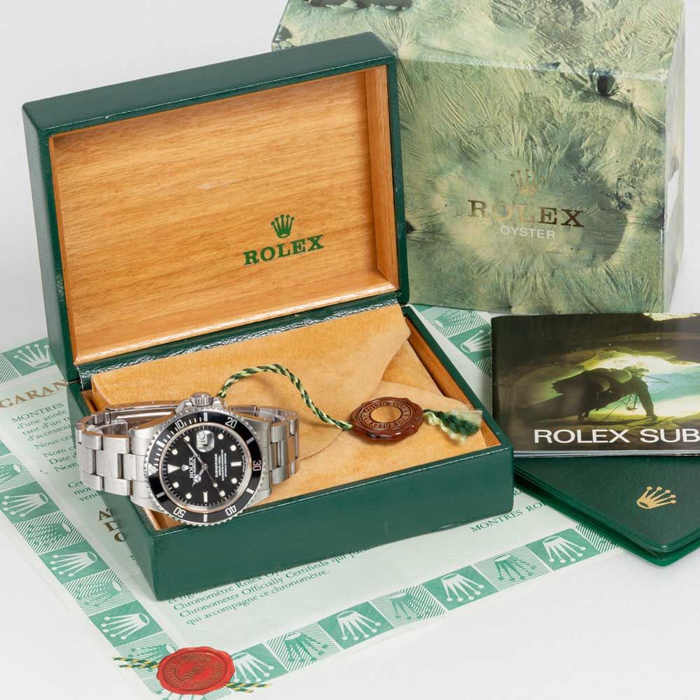 Montre Rolex Submariner Date 40 mm 1987 Ref 16800 Full Set