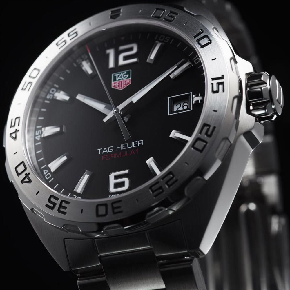 Montre TAG Heuer Formula 1 quartz cadran noir bracelet acier 41 mm