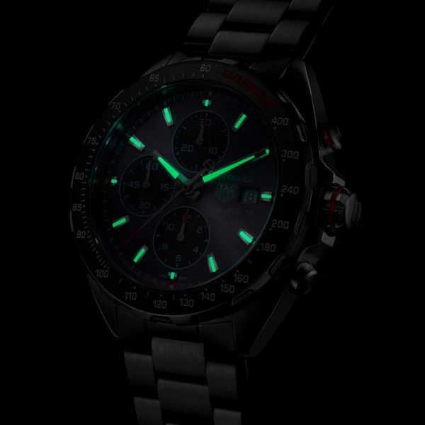 Montre TAG Heuer Formula 1 Calibre 16 cadran anthracite bracelet acier 44 mm