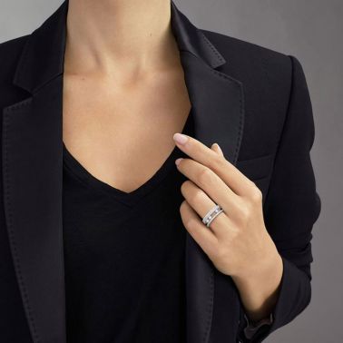 Bague Messika Move Romane Pavée en or jaune et diamants