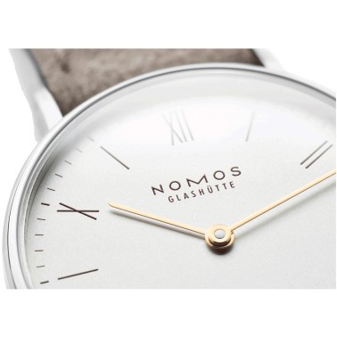 Montre NOMOS Ludwig 33 Duo mécanique fond saphir bracelet cuir beige 32,8