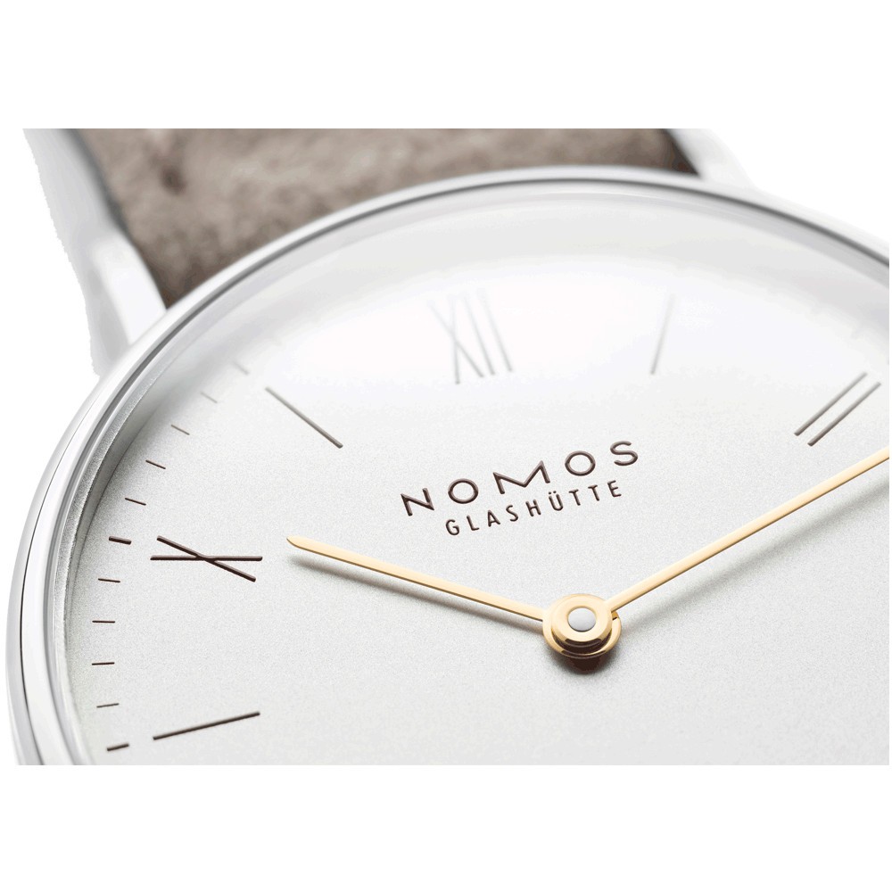 Montre NOMOS Ludwig 33 Duo mécanique fond saphir bracelet cuir beige 32,8