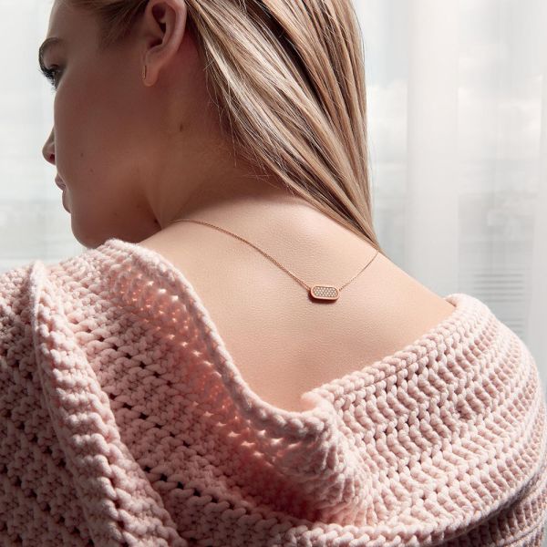 So Shocking Première fois Necklace white gold and diamonds