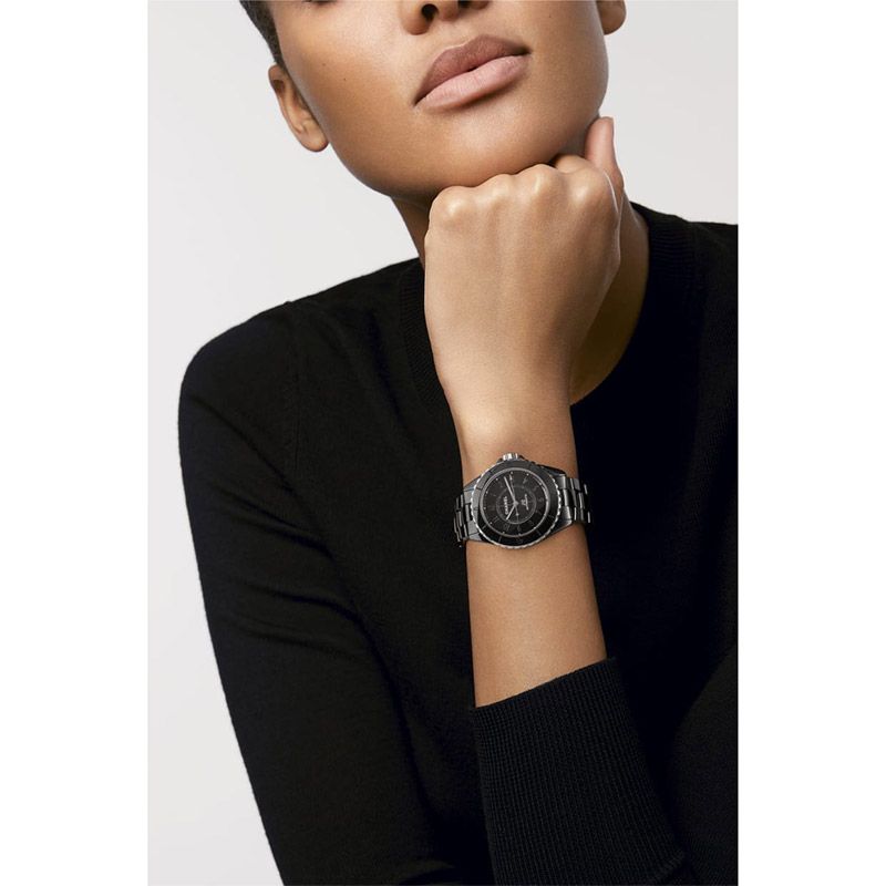 Montre CHANEL J12 Phantom bracelet céramique haute résistance noire 38 mm