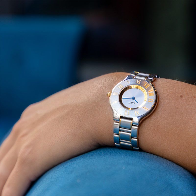 Montre must sales de cartier quartz