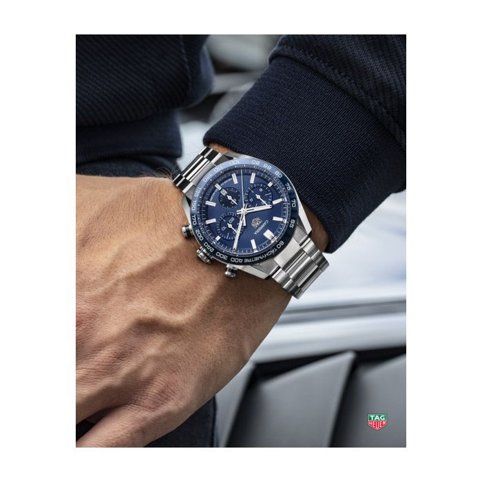Montre TAG Heuer Carrera Calibre Heuer 02 chronographe cadran bleu bracelet acier 44 mm CBN2A1A.BA0643