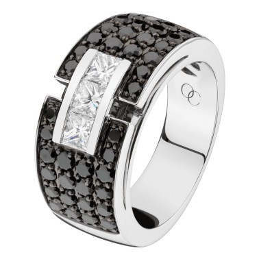 Bague So Shocking Capricieuse grand modèle en or blanc et diamants noirs