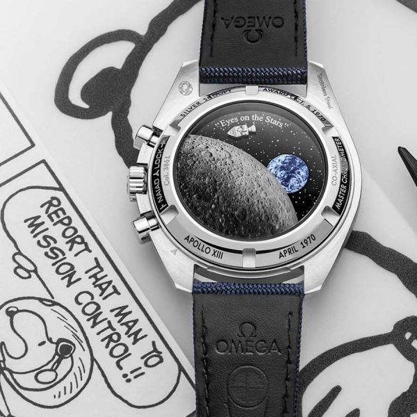 Montre Omega Speedmaster Moonwatch Silver Snoopy Award 42 mm