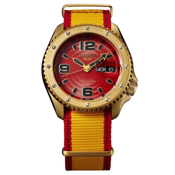 Seiko 5 Street Fighter ZANGIEF automatic watch red dial yellow NATO bracelet 42,5 mm