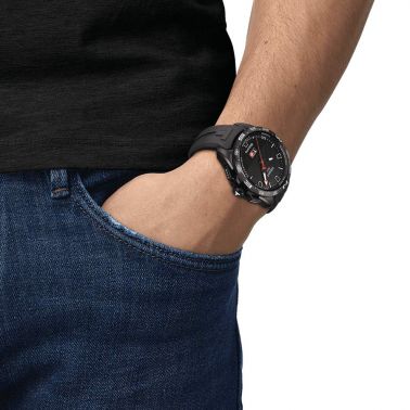Montre Tissot T-Touch Connect Solar titane pvd noir bracelet caoutchouc noir 47,5 mm T121.420.47.051.03