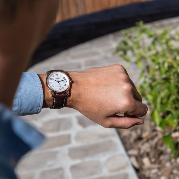 Montre Longines Master Collection automatique or rose cadran argenté bracelet cuir brun 40 mm L2.793.8.78.3