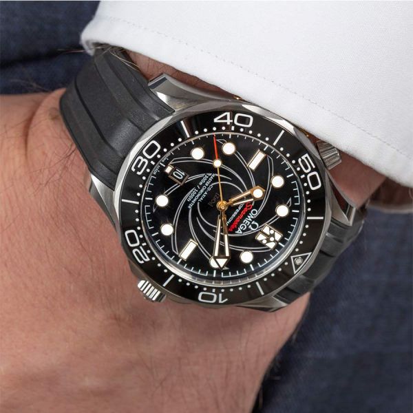 Omega Seamaster Diver 300M Steel Anti-magnetic Watch - 210.30.44.51.03.002