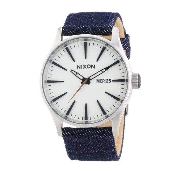 Montre Nixon Sentry quartz cadran blanc bracelet jean 42 mm