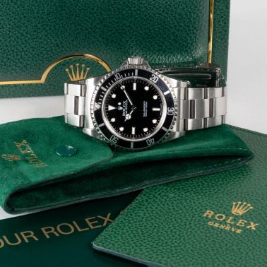 Montre Rolex Submariner 40 mm 2004 Ref 14060M
