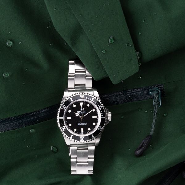 Montre Rolex Submariner 40 mm 2004 Ref 14060M