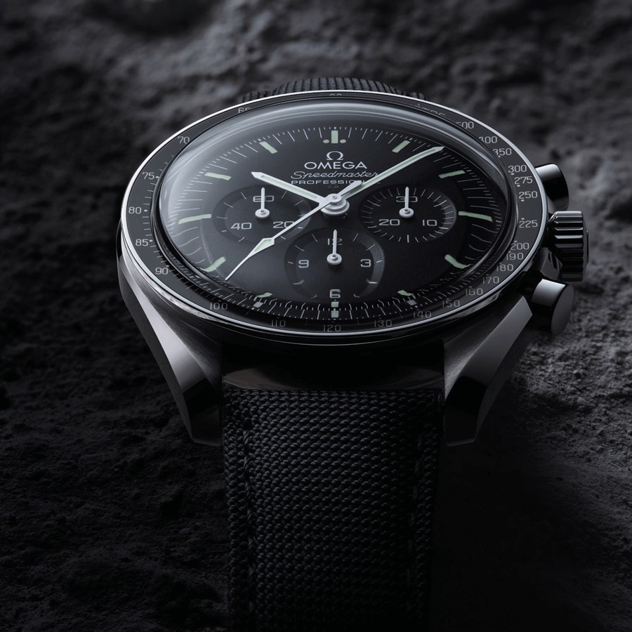310.32.42.50.01.001 Montre Omega Speedmaster Moonwatch Professional Chronographe Co-Axial Master Chronometer verre hésalite brac