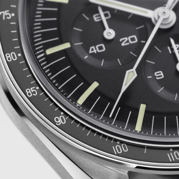 310.32.42.50.01.001 Montre Omega Speedmaster Moonwatch Professional Chronographe Co-Axial Master Chronometer verre hésalite brac