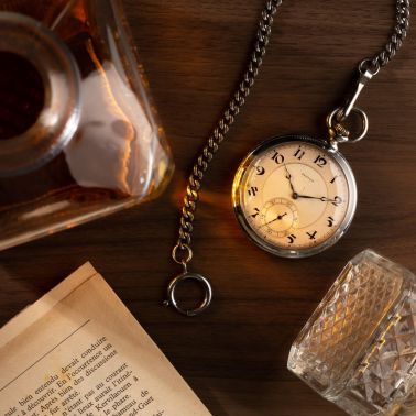 Montre Gousset Zenith mécanique avec chaine en acier 1920s 50 mm