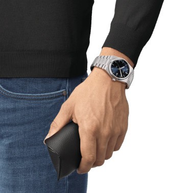 Tissot T-Classic PRX Gent quartz watch with blue dial and 40 mm steel bracelet T137.410.11.041.00