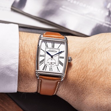 Montre Michel Herbelin Art Deco Mechanical Edition Limitée numérotée 300 exemplaires 33 x 39 mm 1938/08GO