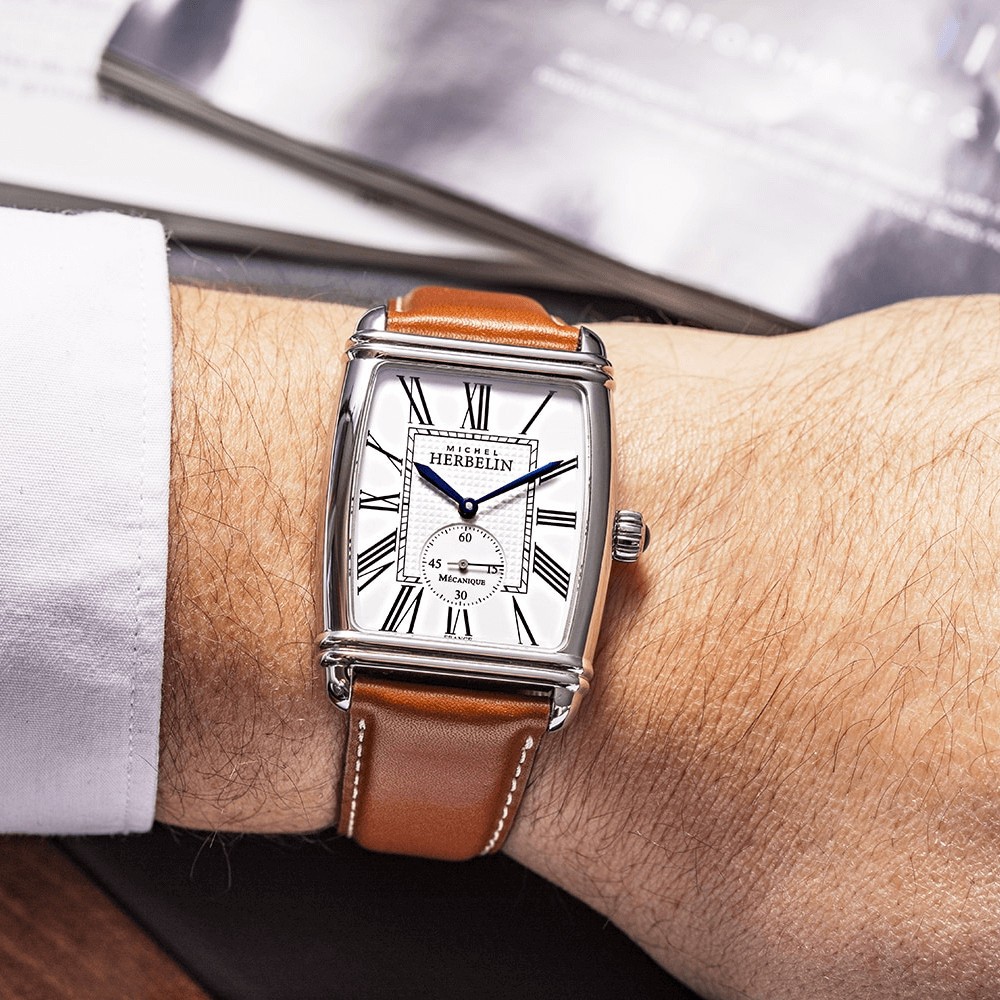 Montre Michel Herbelin Art Deco Mechanical Edition Limitée numérotée 300 exemplaires 33 x 39 mm 1938/08GO