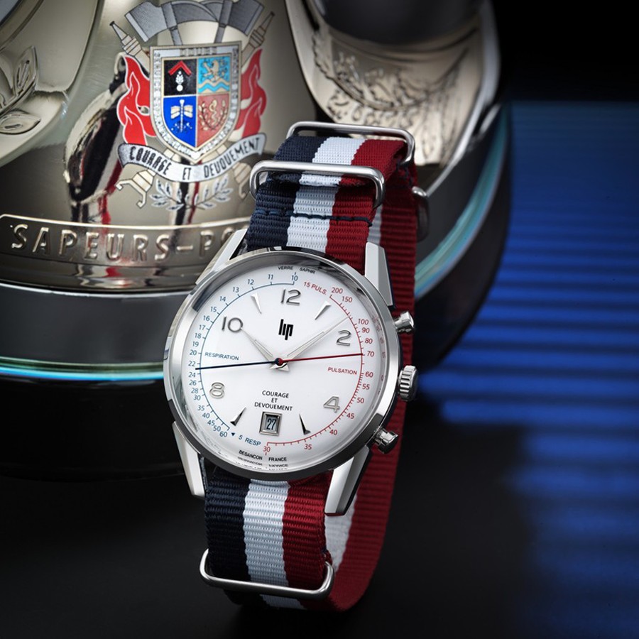 Montre Lip Courage quartz cadran blanc bracelet nato bleu blanc rouge 40 mm 670011