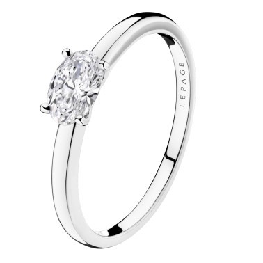 Solitaire Lepage Emotion en or blanc et diamant taille ovale