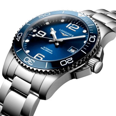 Montre Longines Hydroconquest automatique cadran bleu bracelet acier 41 mm L3.781.4.96.6