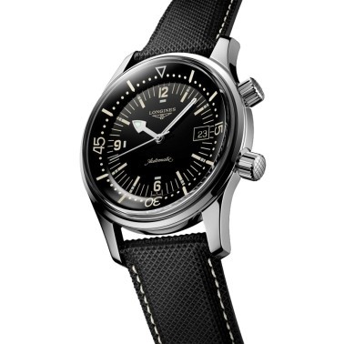 Montre Longines Heritage Diver automatique cadran noir bracelet NATO gris 42 mm L3.774.4.50.0