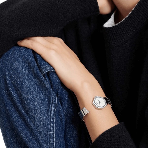 Dior Gem watch white dial 27 mm steel bracelet with diamonds and white mother-of-pearl 13.5 cm CD18111X1004