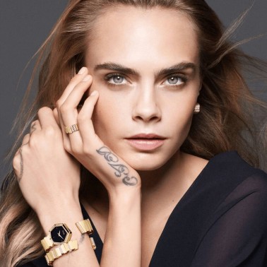 Montre Dior Gem quartz cadran noir 27 mm bracelet or jaune diamants 16,5 cm CD18115X1007