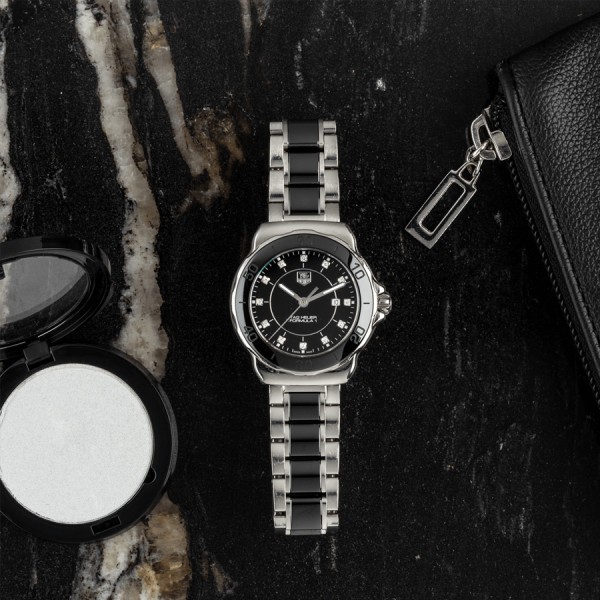 Montre TAG Heuer Formula 1 quartz acier céramique et diamants 32 mm WAH1314