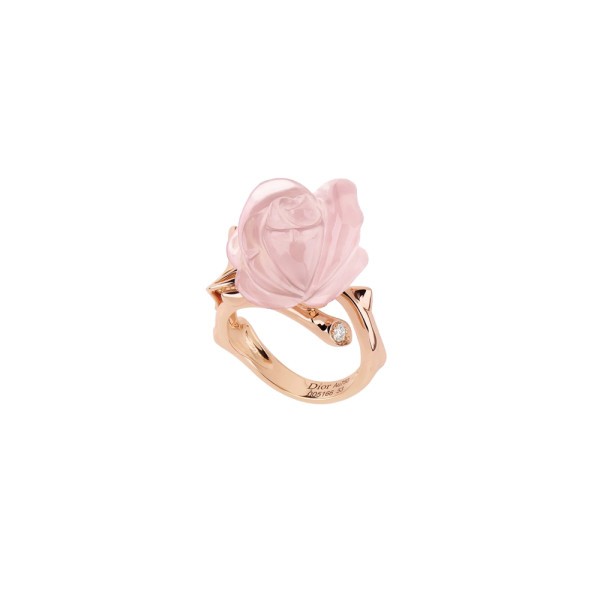 Bague Rose Dior Pré Catelan petit modèle en or rose et quartz rose