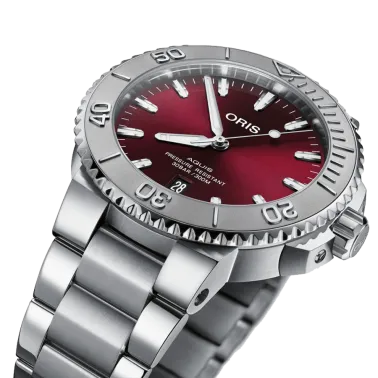 Oris Aquis Date Cherry automatic watch cherry red dial 41.5 mm stainless steel bracelet