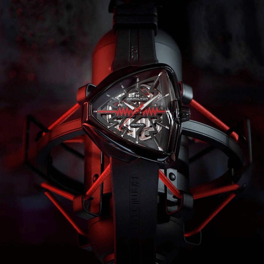 Montre Hamilton Ventura Elvis80 Skeleton automatique bracelet caoutchouc noir 42,50 x 44,60 mm H24535331