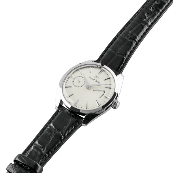 Montre Grand Seiko Elegance mécanique cadran argenté bracelet cuir noir 39 mm SBGK007G