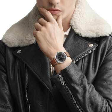 Montre Longines Heritage Classic automatique cadran noir bracelet cuir brun 38,5 mm L2.828.4.53.2