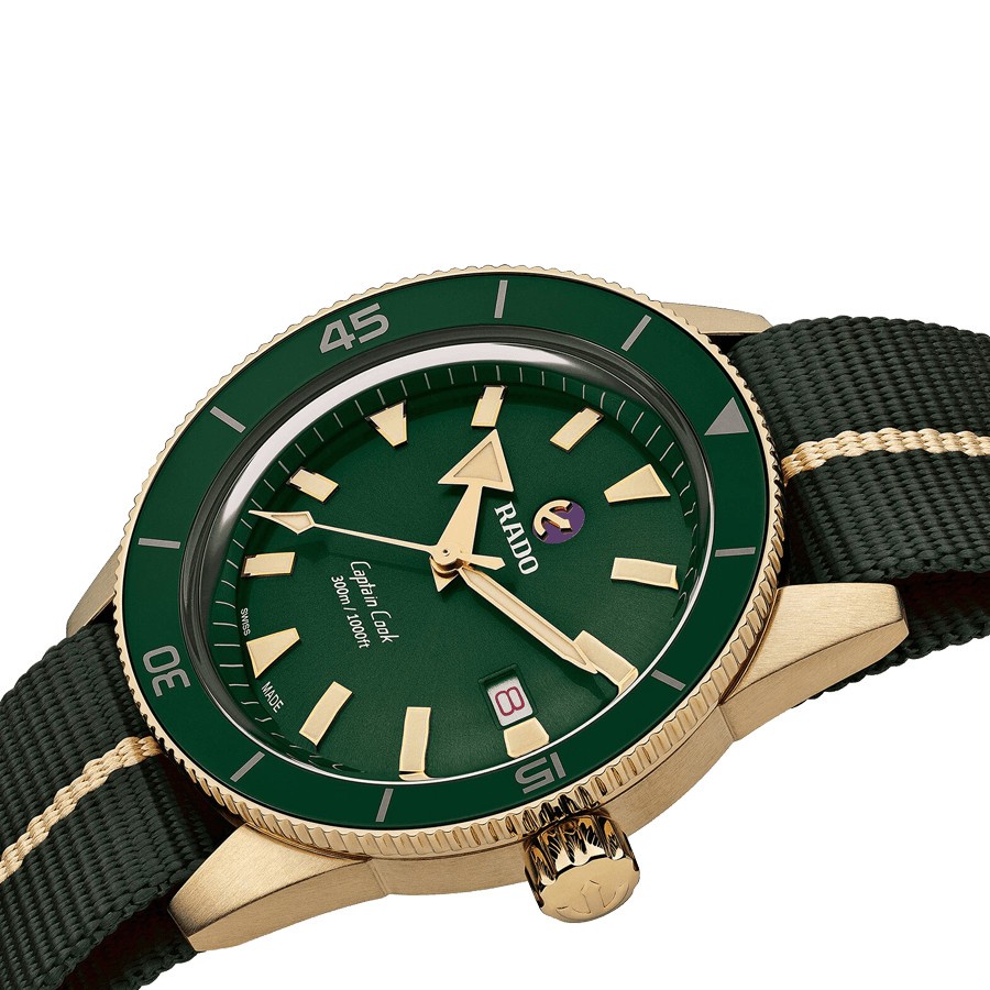 Montre Rado Captain Cook automatique bronze cadran vert bracelet tissu vert 42 mm R32504317