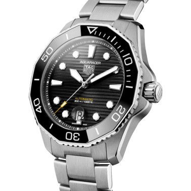 TAG Heuer Aquaracer Professional 300 Caliber 5 black dial steel bracelet 43 mm WBP201A.BA0632