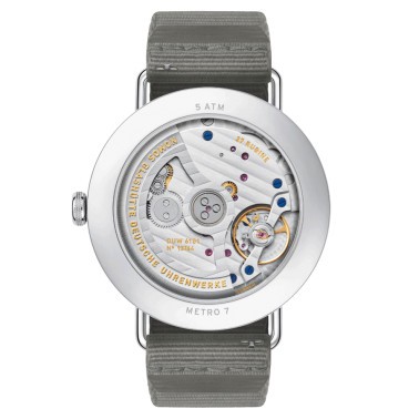 Nomos Metro neomatik 41 Update automatic watch white dial grey textile strap 40,5 mm 1165
