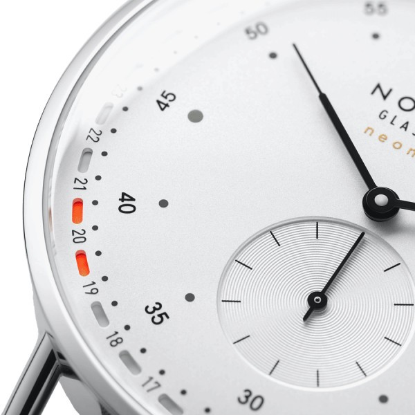 Nomos Metro neomatik 41 Update automatic watch white dial grey textile strap 40,5 mm 1165